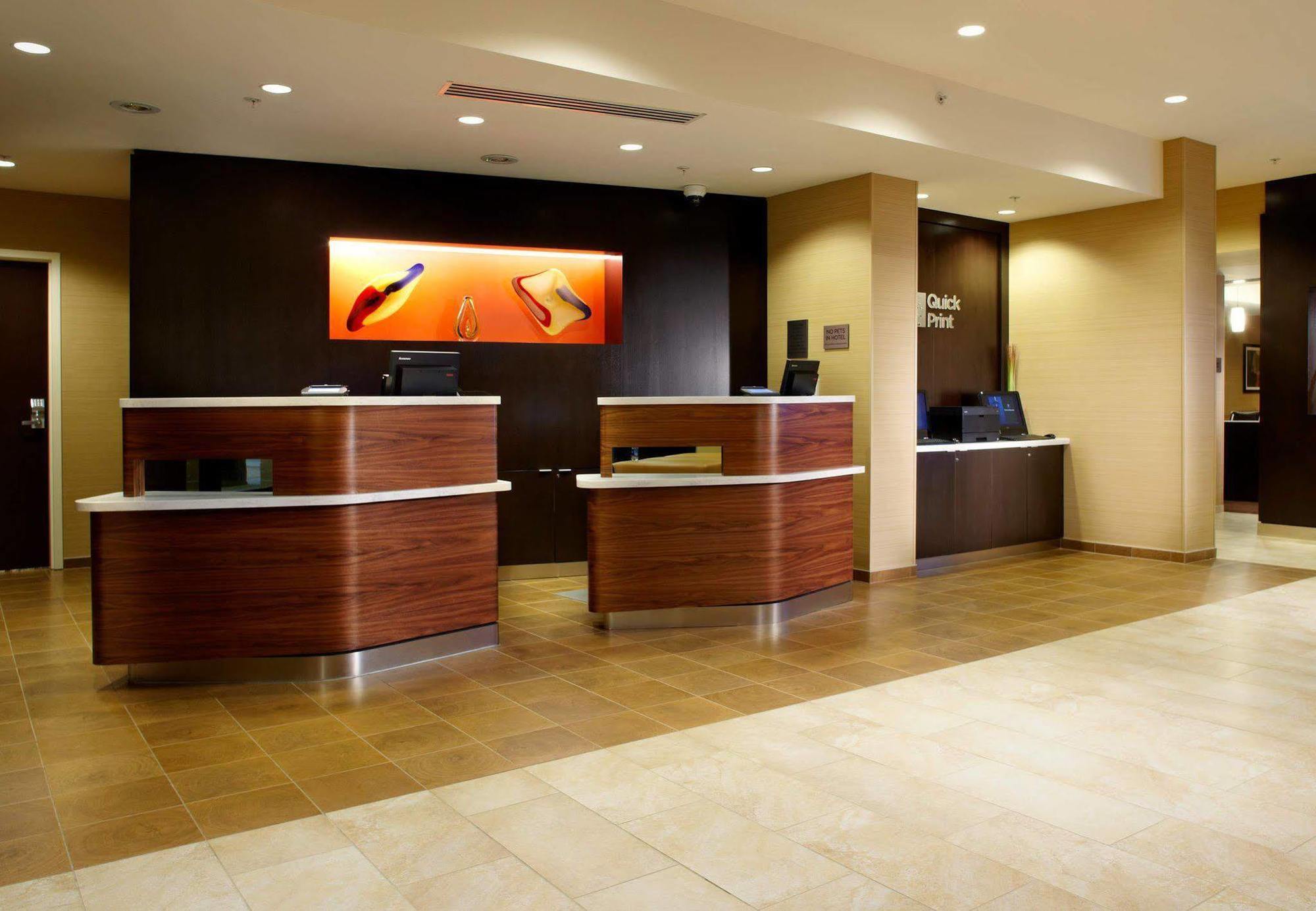 Отель Courtyard By Marriott Pittsburgh Washington Meadow Lands Экстерьер фото